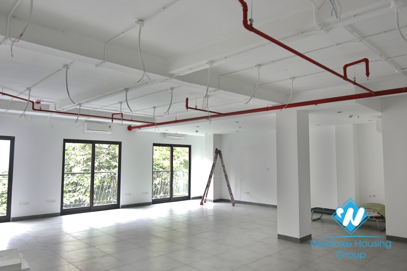 A Brand -new Large  office for lease in Yen Ninh st, Ba Dinh, Ha Noi